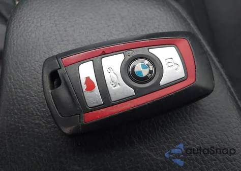 2016 BMW 328I z USA, uszkodzony, nr VIN WBA8E9G50GNU27697